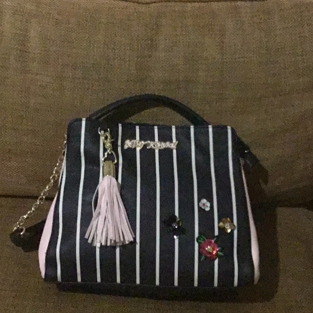 Spring Betsy Johnson shoulder bag